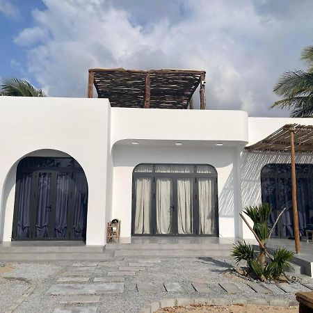 My Hoa Oceanfront Home Ap My Hai Eksteriør bilde